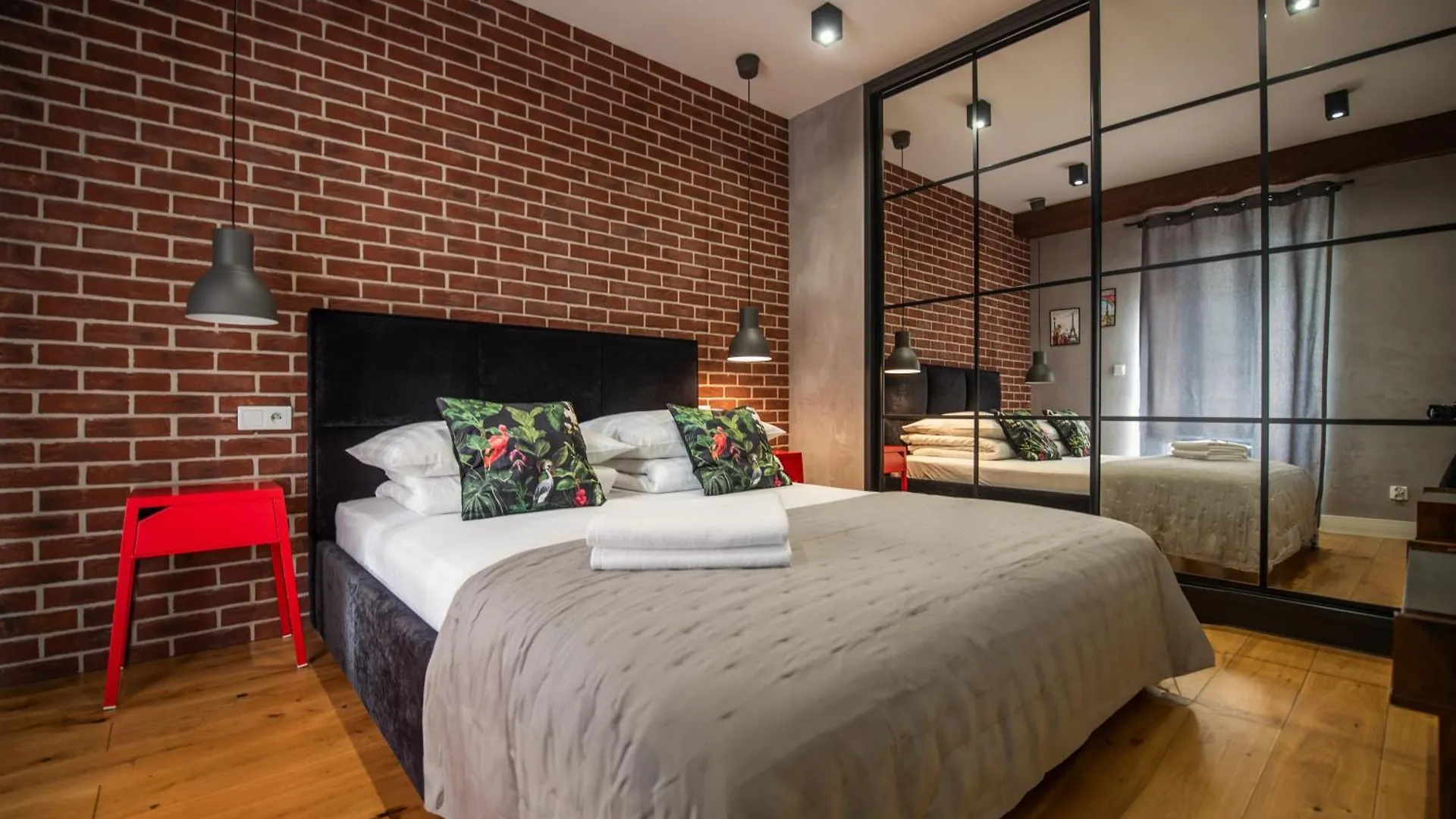 City Lights Kazimierz Krakow Apartment