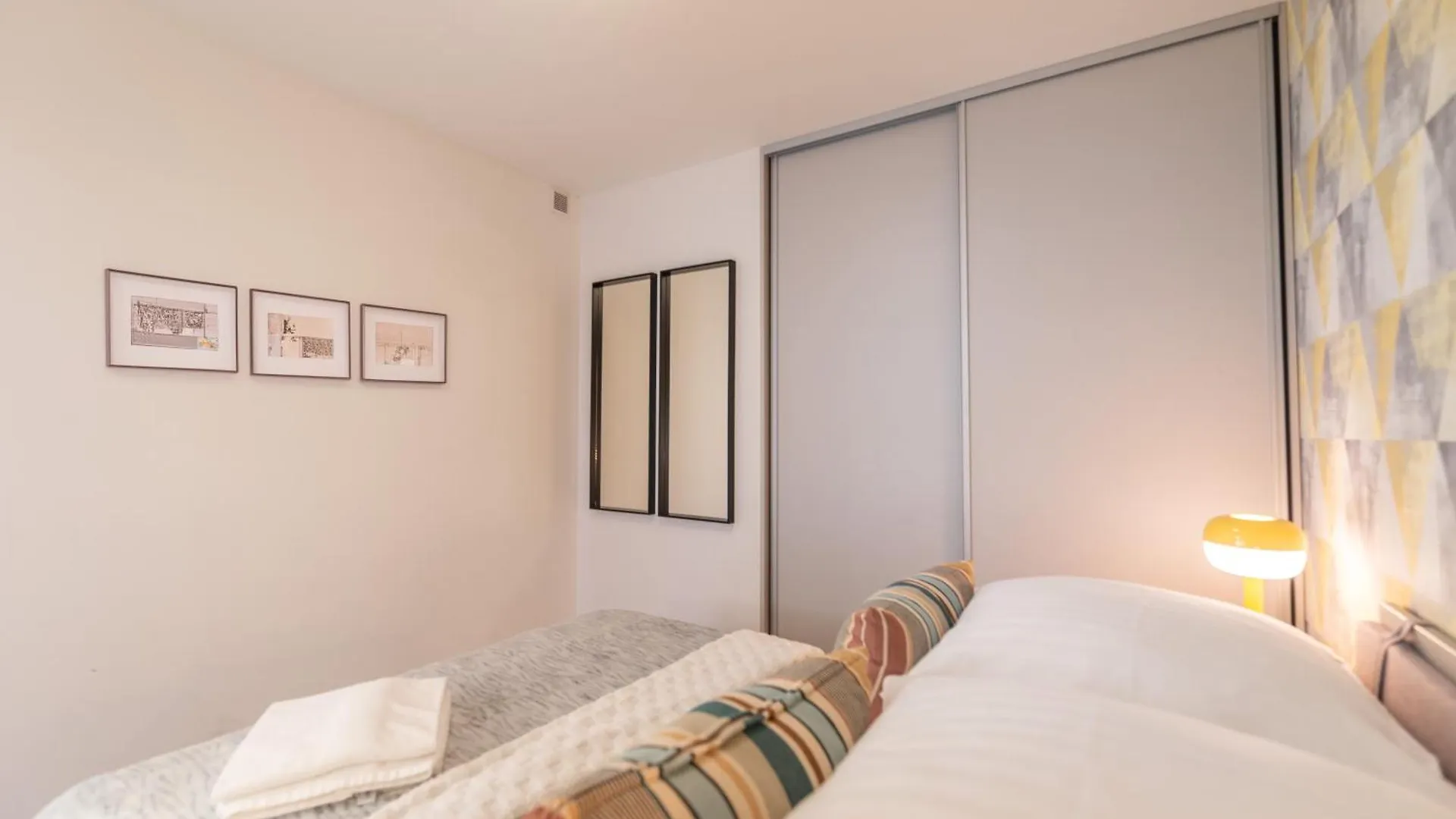 City Lights Kazimierz Krakow Apartment